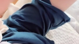 业余少女Jaye Summers给大鸡巴口交