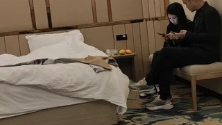 仙踪林company limⅰted包子（下面看强操合集视频完整版和同事的联系方式）同事搬家，在她家里操她