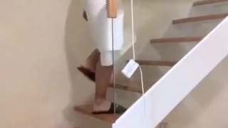 第一次为惊人的委内瑞拉宝贝肛交和射精