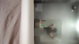 乖巧甜美少女！新人初下海！超棒身材细腰美乳，多毛骚逼紧致粉嫩，掰开给你看，娇喘呻吟好听